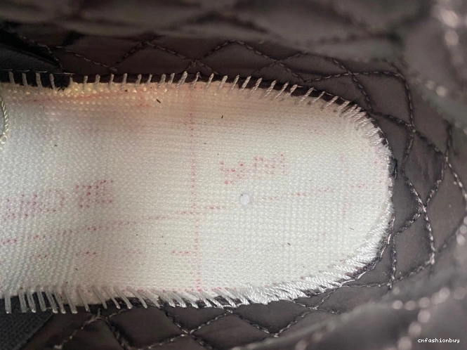 DV6773-220 A Violet Ore Maniere 4 Ma Jordan Retro Air 0831